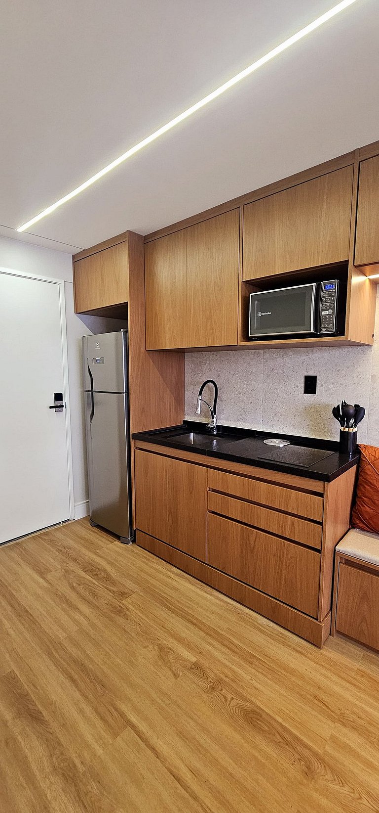 “Studio moderno Campo Belo – perto Congonhas”