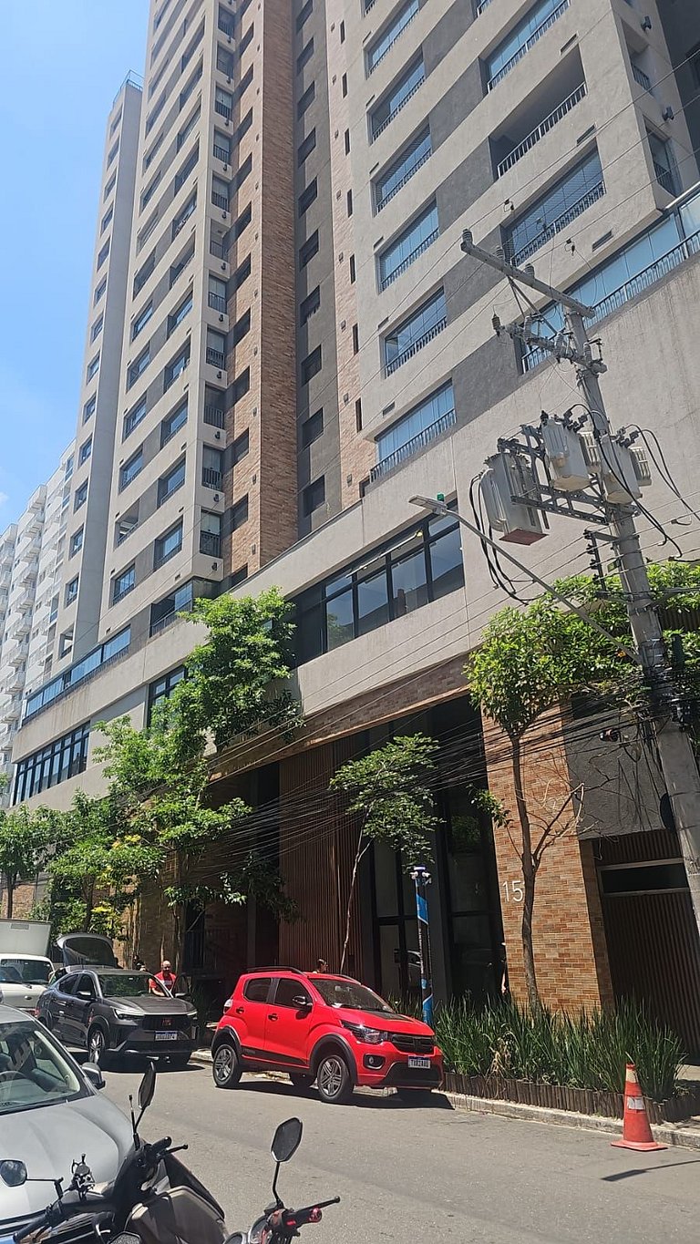 Brás | 1 Quarto • Compras • Anhembi • Centro