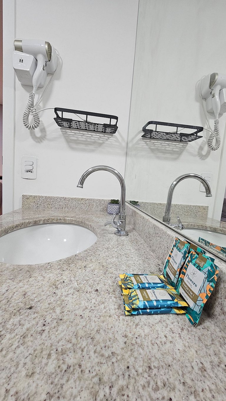 Brás | 1 Quarto • Compras • Anhembi • Centro