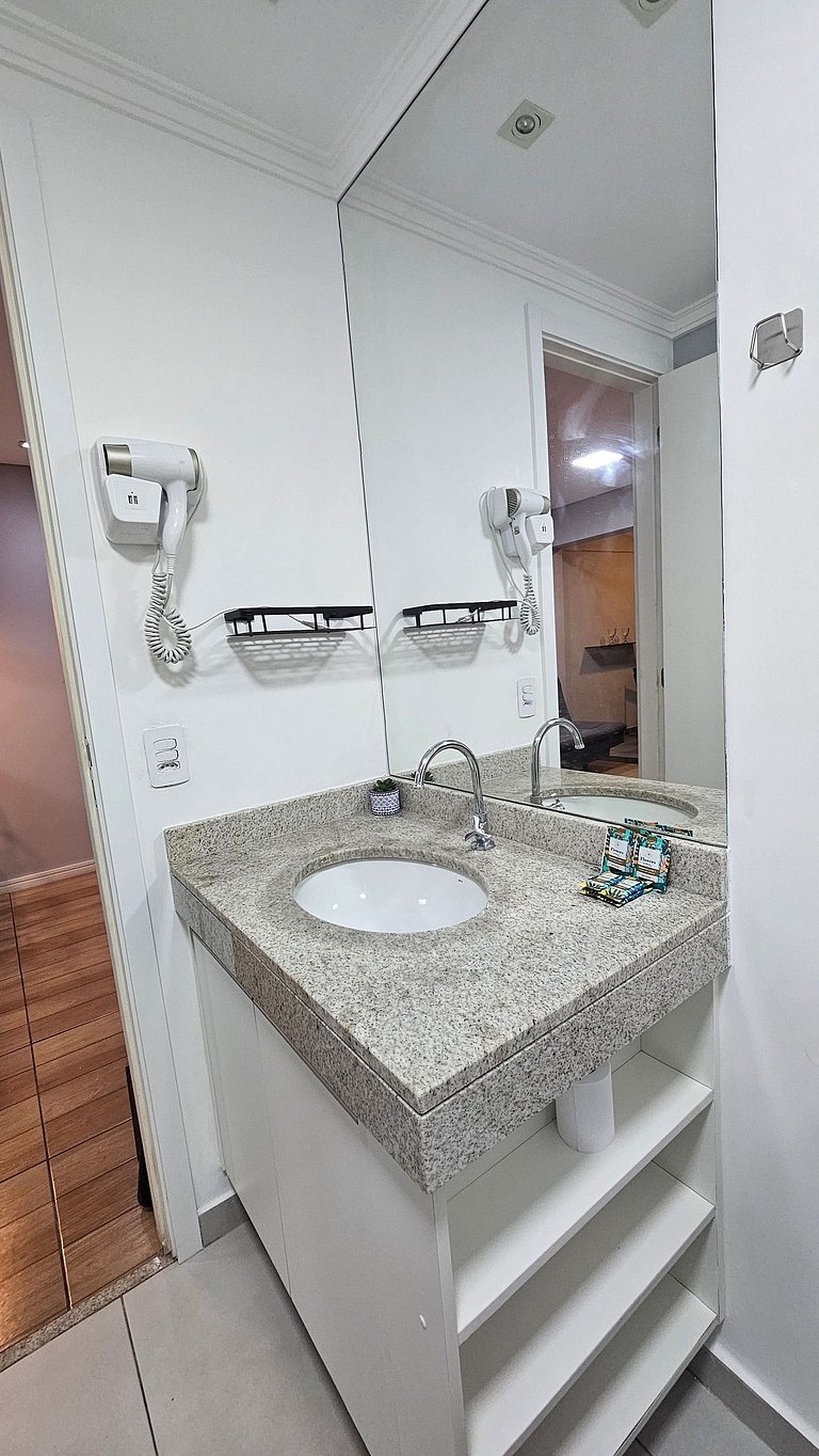 Apto 1 dorm no Brás I Compras e Anhembi