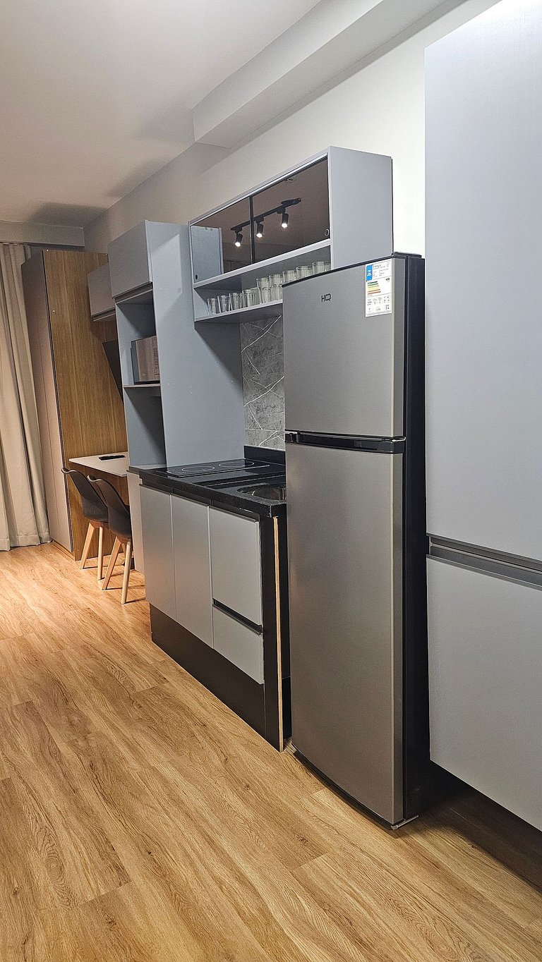 Studio 5min Metrô Ana Rosa | Próx Hospitais