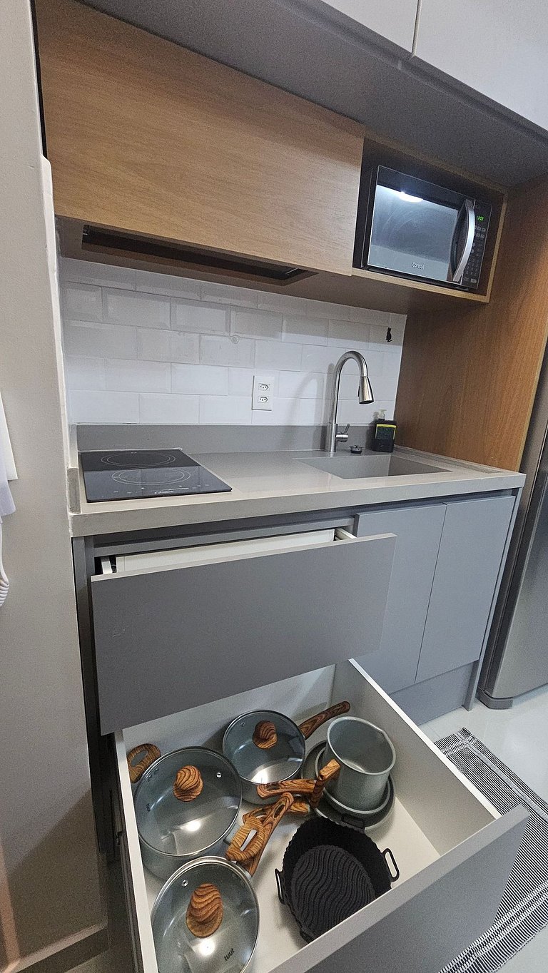 Studio Moderno Brooklin I WTC, Congonhas e Berrini