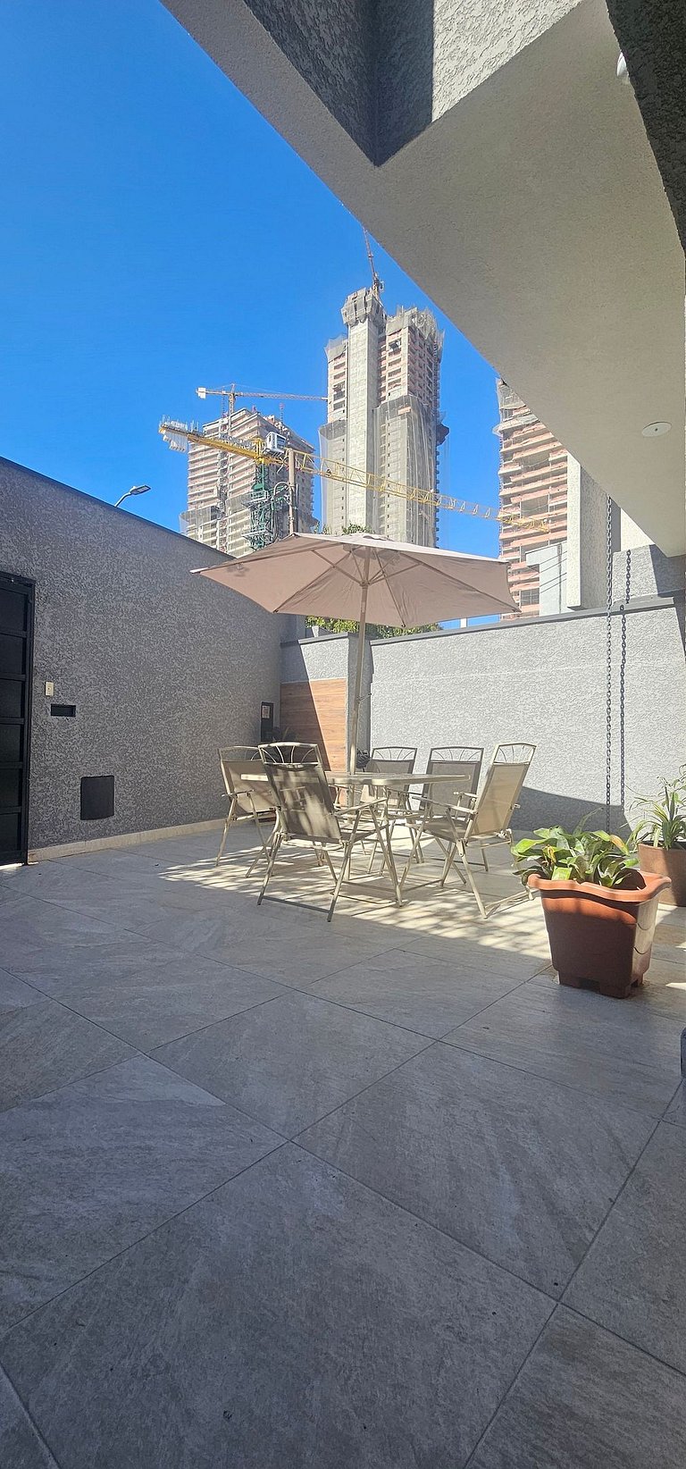 Fica por Aqui Brooklin Suites